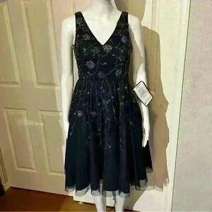 NWT Adrianna Papell Womens Sleeveless Tea Length Floral Sequin Cocktail Dress 4P